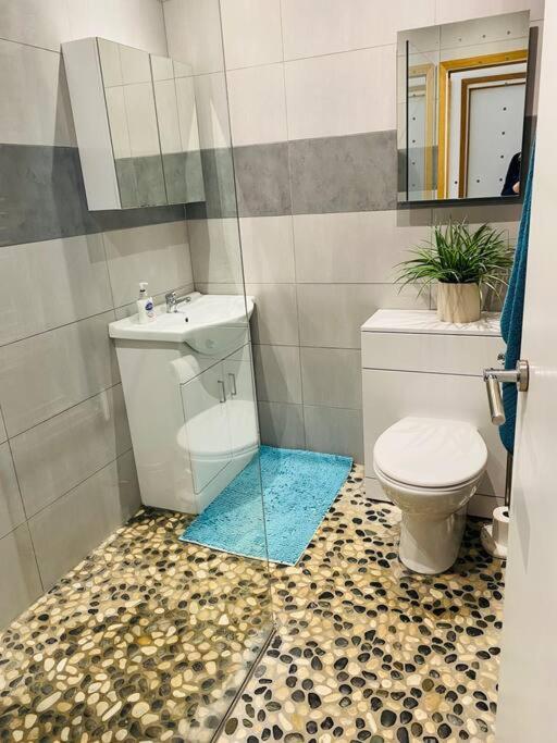 Love Lancing By The Sea With Optional Large Hot Tub Sleeps Up To 8 & Free Parking Βίλα Εξωτερικό φωτογραφία