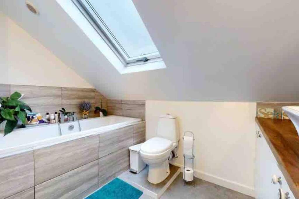 Love Lancing By The Sea With Optional Large Hot Tub Sleeps Up To 8 & Free Parking Βίλα Εξωτερικό φωτογραφία
